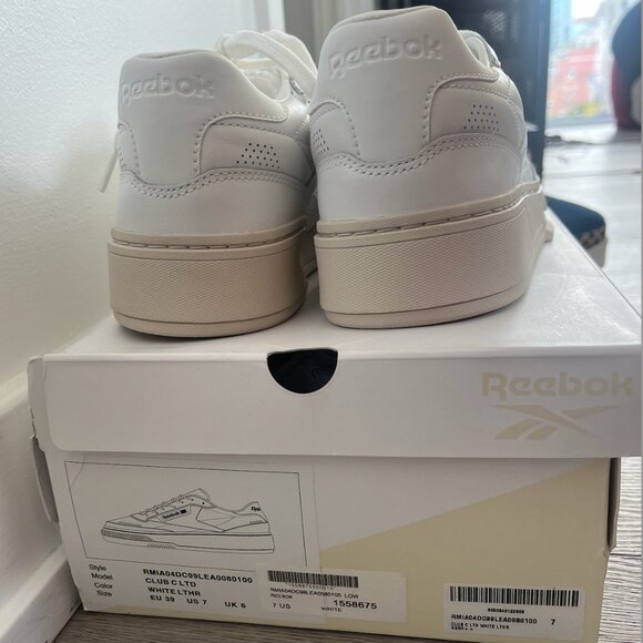 Reebok Classics White Club C LTD Sneakers NEVER WORN - Picture 2 of 3